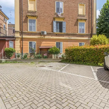 Balsamico - Near Ferrari Museum & Railway アパート