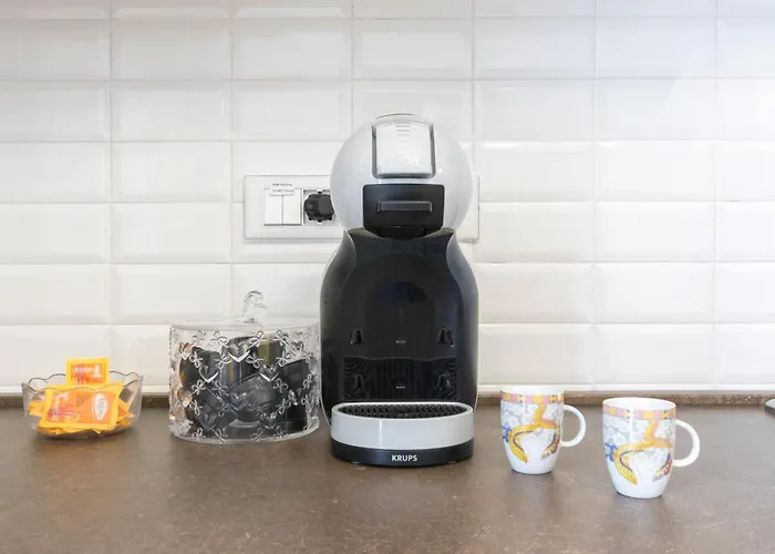 Balsamico - Near Ferrari Museum & Railway مودينا